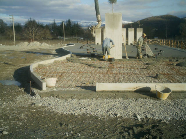 costruzione piazzetta foro boario a Calvello - Potenza